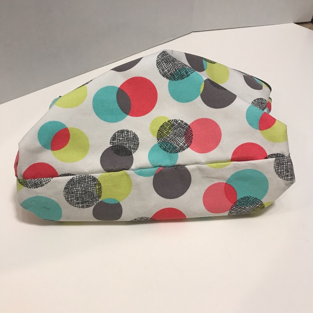 Thirty-One Lg. Zip Pouch "O2 Dangles" - Picture 1 of 4